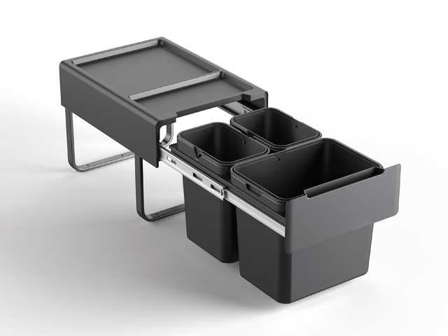 Cesto extraíble para puerta giratoria y frente de aplicar. 2 x 8 + 1 x 15 L