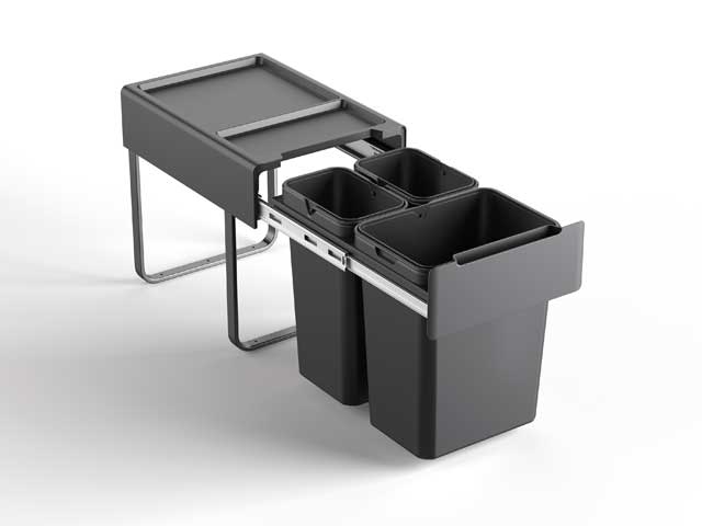 Cesto extraíble para puerta giratoria y frente de aplicar. 2 x 10 L + 1 x 20 L